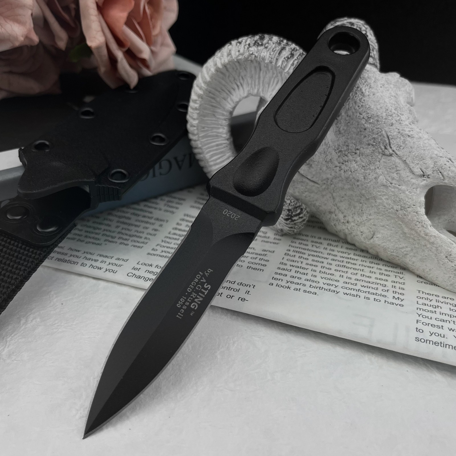 Edc Everyday Carry Gear - Multi-Function Fixed Blade Knife 8Cr13MoV Steel